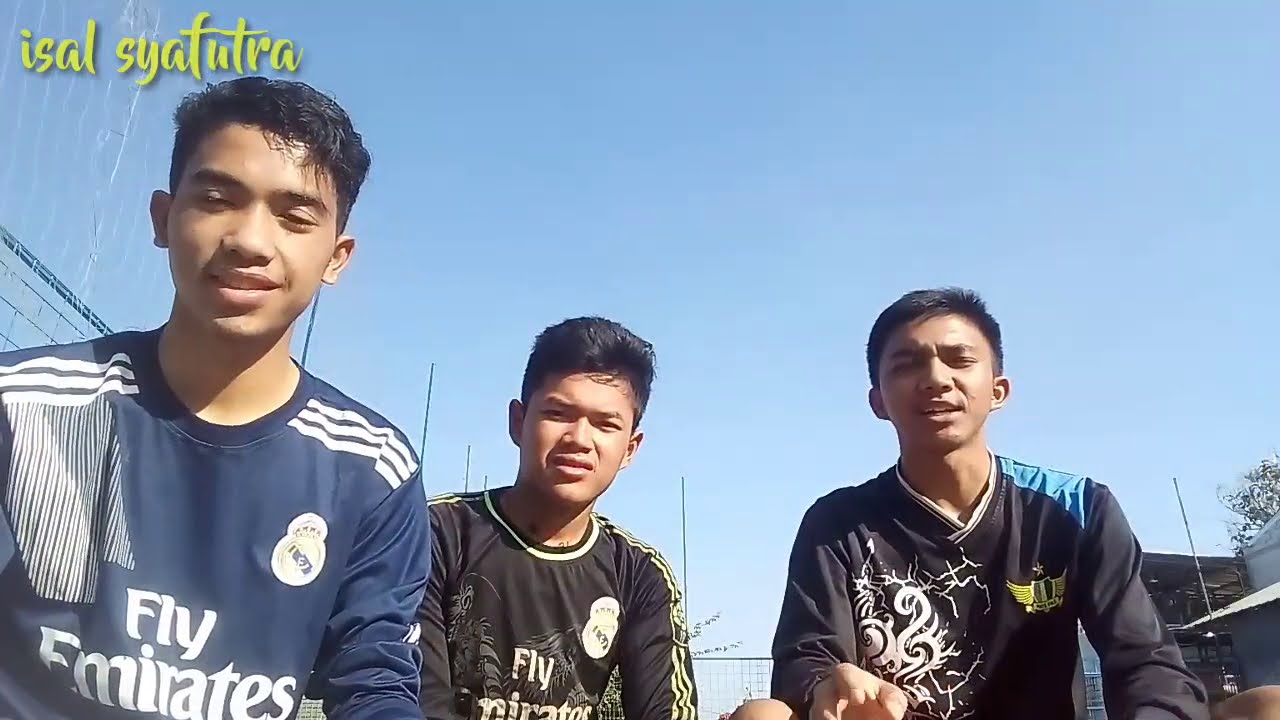 Teknik Dasar Sepak Bola dan Penjelasannya