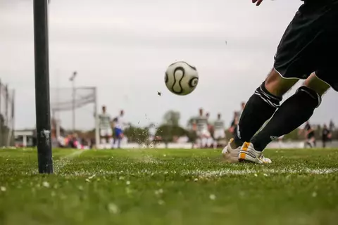 Foto Bola Sepak Mengabadikan Momen dalam Dunia Sepak Bola