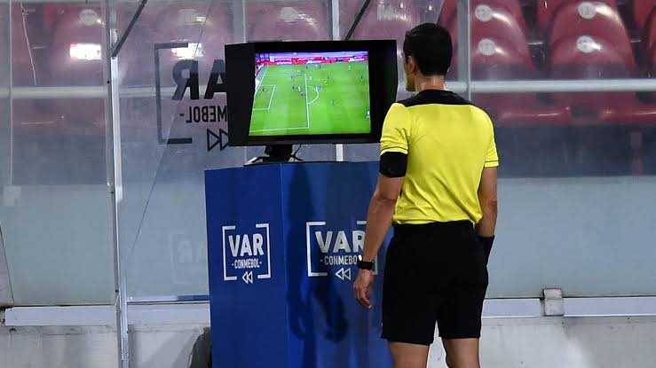 Liga 1 VAR Inovasi dalam Sepak Bola Indonesia