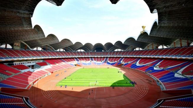 Menyelami Keindahan Stadion Terbesar di Jerman